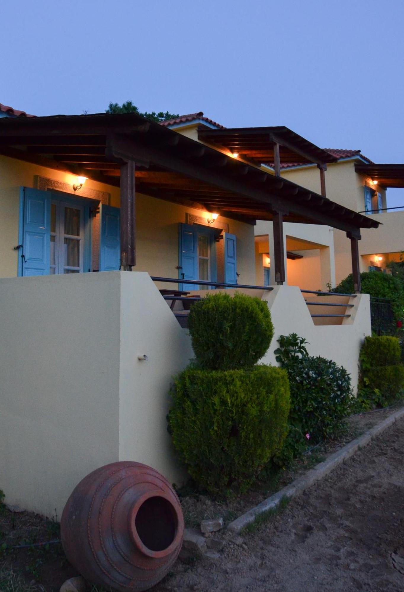 Hotel Dina - Ξενοδοχείο Ντινα Plati  Buitenkant foto