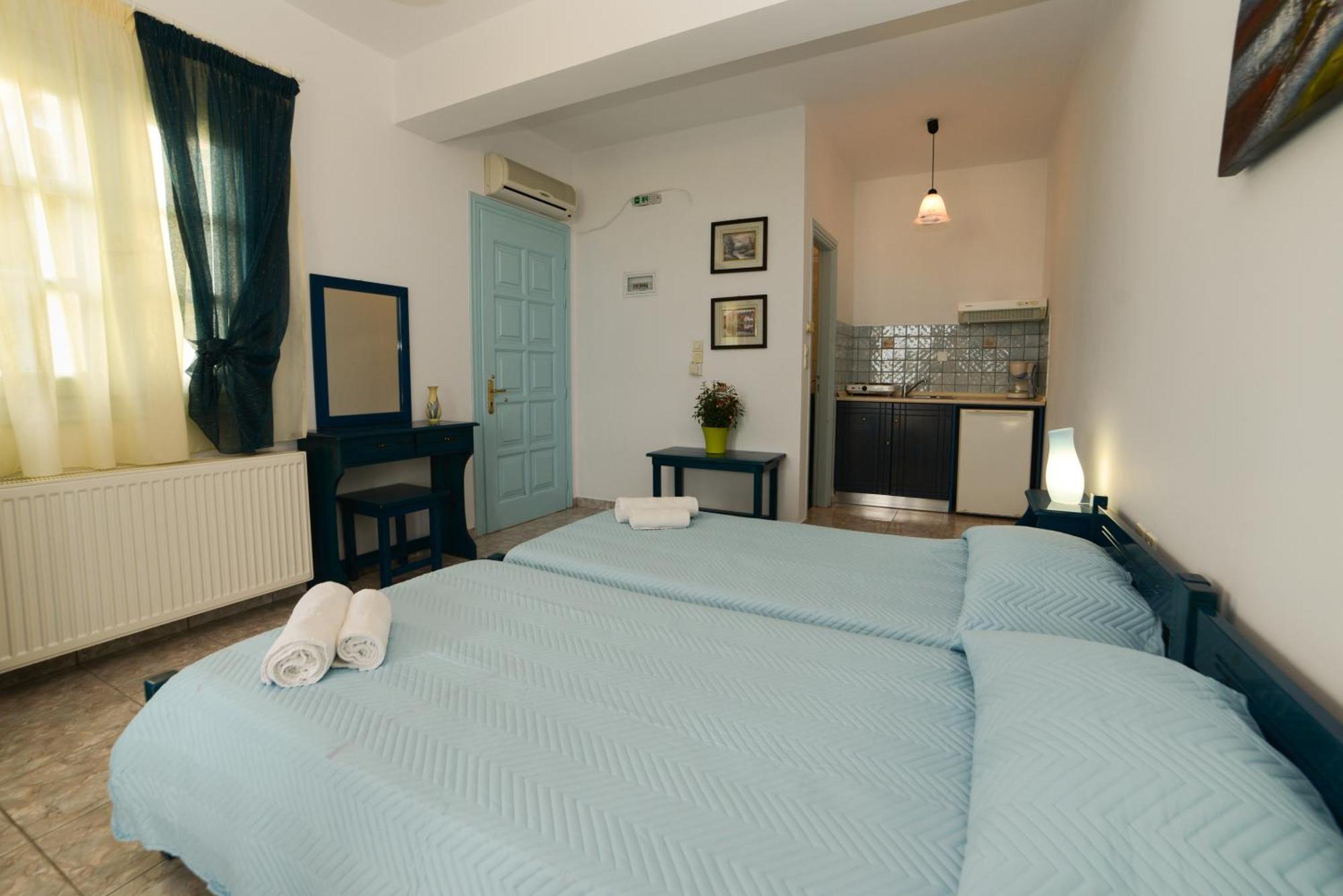 Hotel Dina - Ξενοδοχείο Ντινα Plati  Buitenkant foto